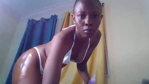 Snapshot of edakiss chatting on 02-11-26, 11:32 edakiss online show from 02-11-26, 11:32