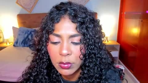 Snapshot of edelaine_rogers chatting on 05-28-26, 06:32 ede online show from 05-28-26, 06:32