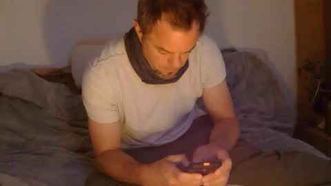 Snapshot of edelholz87 chatting on 05-04-26, 04:08 edelholz87 online show from 05-04-26, 04:08