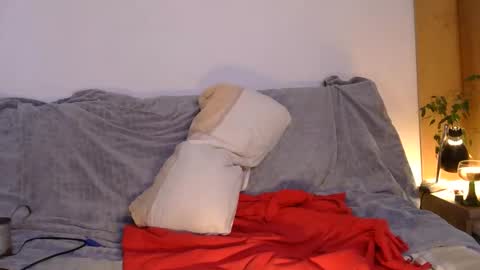 Snapshot of edelholz87 chatting on 05-04-26, 05:20 edelholz87 online show from 05-04-26, 05:20