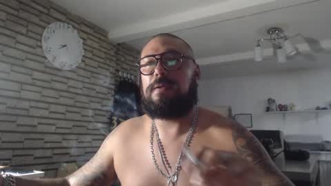 edgarram83 online show from 09-26-25, 02:37