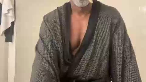 Dad online show from 10-25-25, 02:56