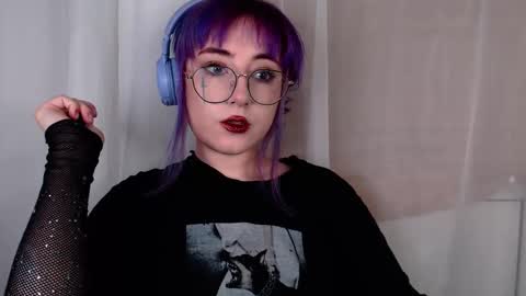 Snapshot of ediefris chatting on 02-03-26, 12:20 fickle demon made of clumps of matter online show from 02-03-26, 12:20