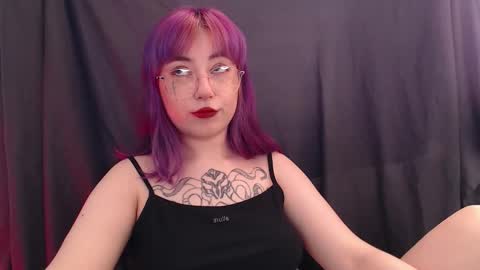 Snapshot of ediefris chatting on 02-28-26, 03:40 fickle demon made of clumps of matter online show from 02-28-26, 03:40