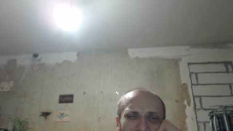 Snapshot of edifox chatting on 01-31-25, 10:52 Alexander online show from 01-31-25, 10:52