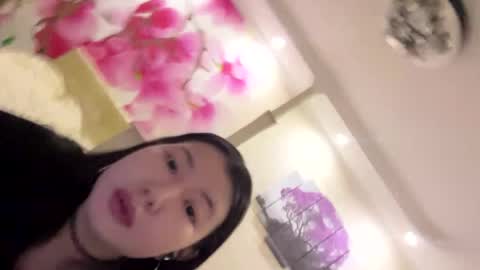 Eri online show from 04-20-26, 07:04