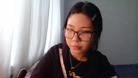 Snapshot of edithobeng chatting on 01-08-26, 07:43 Kama online show from 01-08-26, 07:43