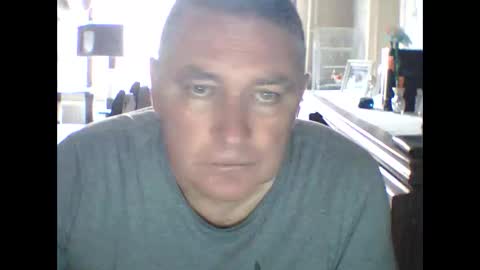 Eddy online show from 10-10-25, 07:29