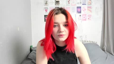 Snapshot of edna_dana chatting on 01-26-25, 06:37 Edna online show from 01-26-25, 06:37