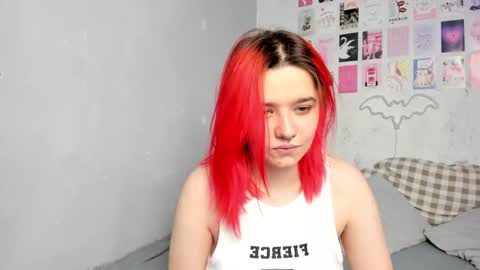 Snapshot of edna_dana chatting on 01-28-25, 07:10 Edna online show from 01-28-25, 07:10