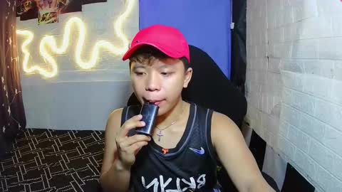 urasian chub online show from 11-26-25, 07:59