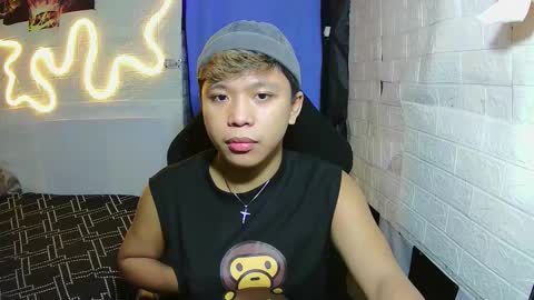 urasian chub online show from 12-05-25, 11:08