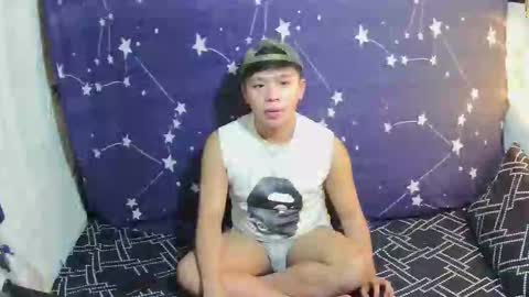 Snapshot of edrianburca052 chatting on 03-16-26, 07:07 urasian chub online show from 03-16-26, 07:07