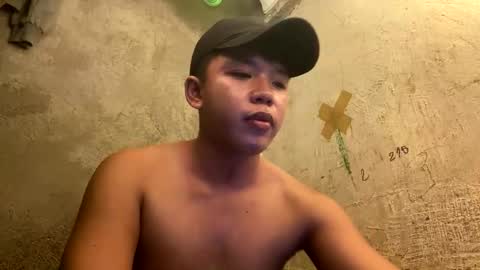 Snapshot of edrianburca052 chatting on 04-15-26, 07:58 urasian chub online show from 04-15-26, 07:58