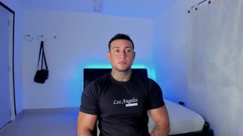 Eduar Wild online show from 03-31-26, 05:19