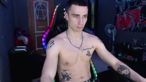 Snapshot of eduard_loveee chatting on 02-04-25, 05:23 Eduar online show from 02-04-25, 05:23