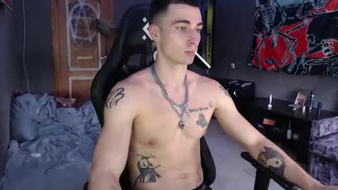 Snapshot of eduard_loveee chatting on 09-09-25, 01:10 Eduar online show from 09-09-25, 01:10