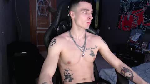 Snapshot of eduard_loveee chatting on 01-12-26, 11:26 Eduar online show from 01-12-26, 11:26