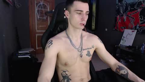 Snapshot of eduard_loveee chatting on 02-07-26, 11:36 Eduar online show from 02-07-26, 11:36