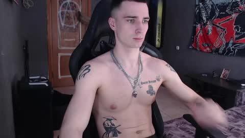 Snapshot of eduard_loveee chatting on 05-02-26, 10:20 Eduar online show from 05-02-26, 10:20