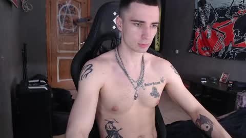 Snapshot of eduard_loveee chatting on 05-05-26, 07:05 Eduar online show from 05-05-26, 07:05