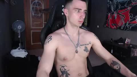 Snapshot of eduard_loveee chatting on 06-12-26, 08:24 Eduar online show from 06-12-26, 08:24