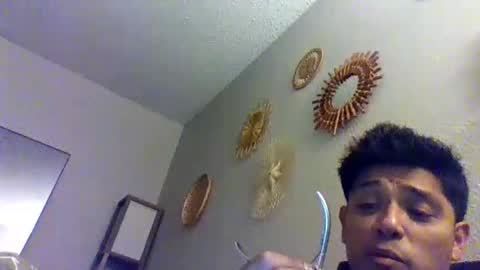 eduardo0084 online show from 01-02-25, 03:15