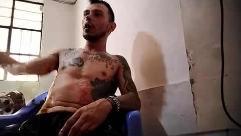 Snapshot of edwar_sk8ordie chatting on 03-09-26, 03:05 edwar_sk8ordie online show from 03-09-26, 03:05