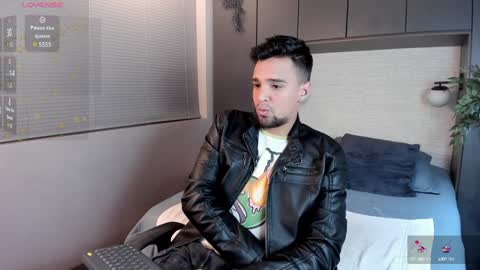 Snapshot of edward_maxx chatting on 01-28-25, 03:47 Eduardo online show from 01-28-25, 03:47