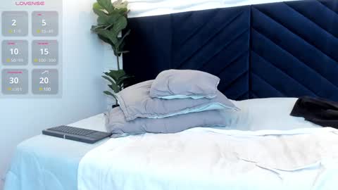 Snapshot of edward_maxx chatting on 02-02-25, 03:21 Eduardo online show from 02-02-25, 03:21