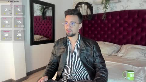 Snapshot of edward_maxx chatting on 02-07-25, 03:34 Eduardo online show from 02-07-25, 03:34