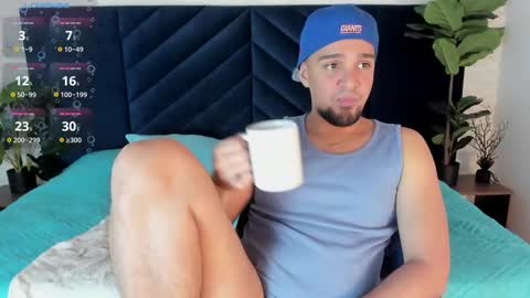 Snapshot of edward_maxx chatting on 09-09-25, 05:18 Eduardo online show from 09-09-25, 05:18