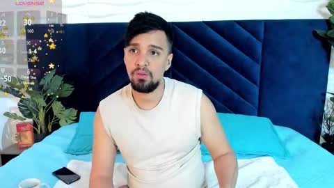 Snapshot of edward_maxx chatting on 09-28-25, 03:23 Eduardo online show from 09-28-25, 03:23