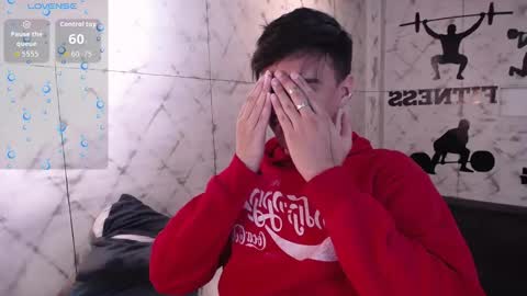 Snapshot of edward_maxx chatting on 10-11-25, 04:01 Eduardo online show from 10-11-25, 04:01