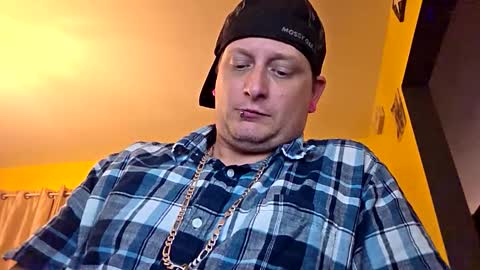 edwardaims_2please online show from 10-21-25, 01:17