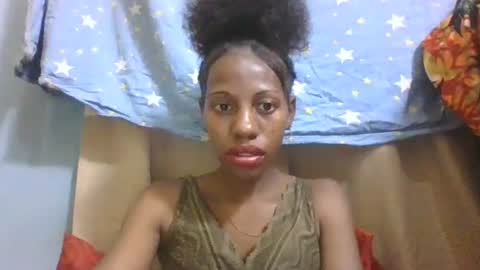 Snapshot of edwige770943 chatting on 04-13-26, 07:14 edwige770943 online show from 04-13-26, 07:14
