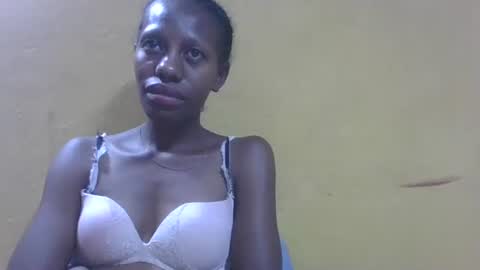 Snapshot of edwige770943 chatting on 04-17-26, 06:22 edwige770943 online show from 04-17-26, 06:22
