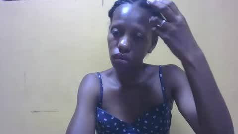 Snapshot of edwige770943 chatting on 04-18-26, 07:18 edwige770943 online show from 04-18-26, 07:18