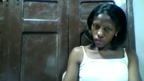 Snapshot of edwige770943 chatting on 04-25-26, 01:52 edwige770943 online show from 04-25-26, 01:52