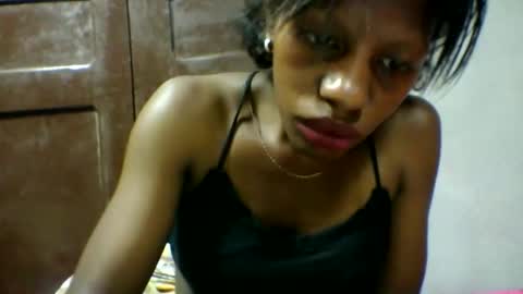 Snapshot of edwige770943 chatting on 05-04-26, 04:52 edwige770943 online show from 05-04-26, 04:52