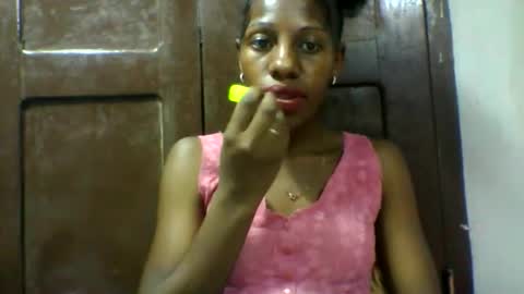 Snapshot of edwige770943 chatting on 05-05-26, 08:33 edwige770943 online show from 05-05-26, 08:33