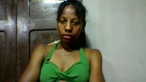 Snapshot of edwige770943 chatting on 05-08-26, 06:41 edwige770943 online show from 05-08-26, 06:41
