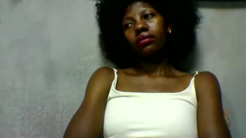 Snapshot of edwige770943 chatting on 05-09-26, 09:36 edwige770943 online show from 05-09-26, 09:36