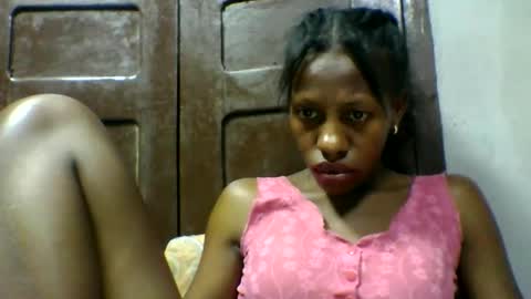 Snapshot of edwige770943 chatting on 05-11-26, 02:45 edwige770943 online show from 05-11-26, 02:45