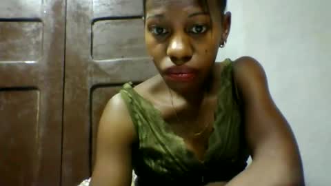 Snapshot of edwige770943 chatting on 05-13-26, 05:16 edwige770943 online show from 05-13-26, 05:16