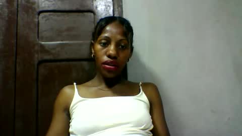 Snapshot of edwige770943 chatting on 05-14-26, 05:36 edwige770943 online show from 05-14-26, 05:36