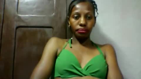 Snapshot of edwige770943 chatting on 05-16-26, 06:21 edwige770943 online show from 05-16-26, 06:21