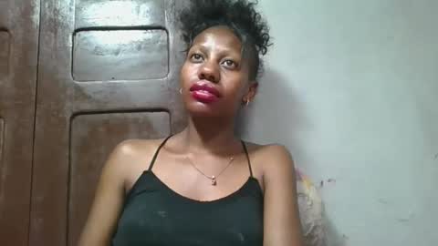 Snapshot of edwige770943 chatting on 05-24-26, 05:29 edwige770943 online show from 05-24-26, 05:29