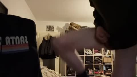 Eeloxx online show from 04-26-26, 07:44