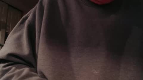 Snapshot of eeyoreeeyore chatting on 10-29-25, 09:16 eeyoreeeyore online show from 10-29-25, 09:16